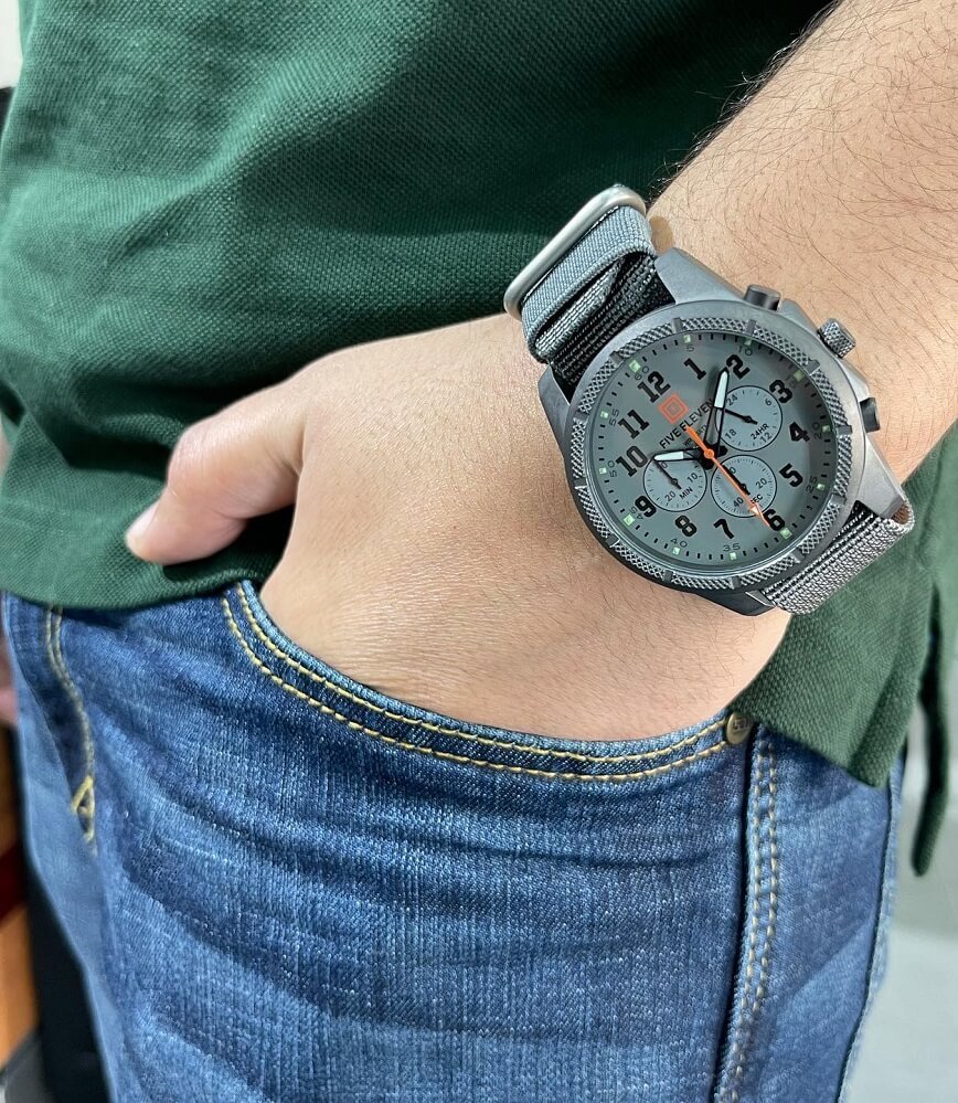 OUTPOST CHRONO WATCH 1 OUTPOST CHRONO WATCH